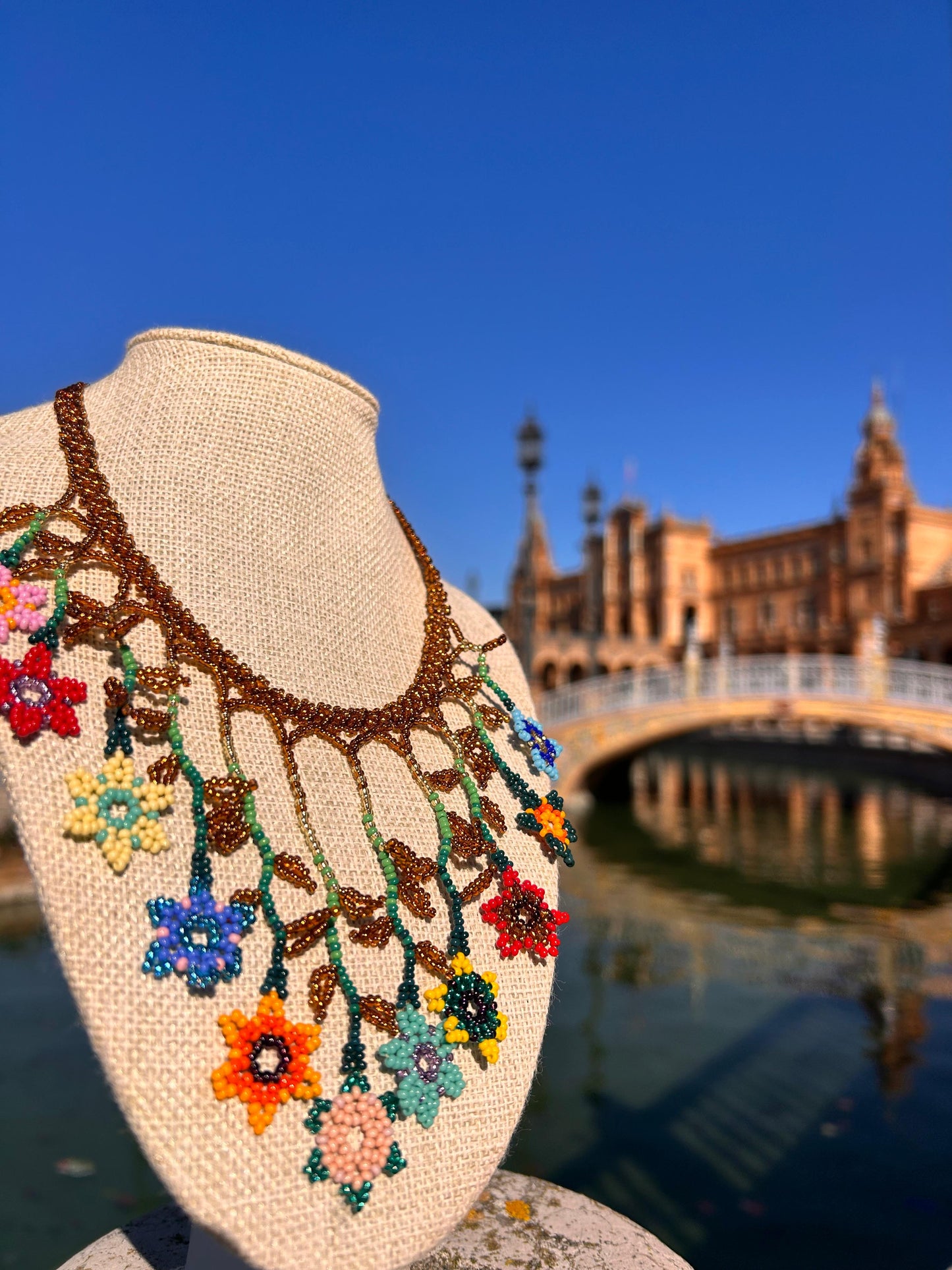 "Amber&amp;Multicolor" flower cascade necklace